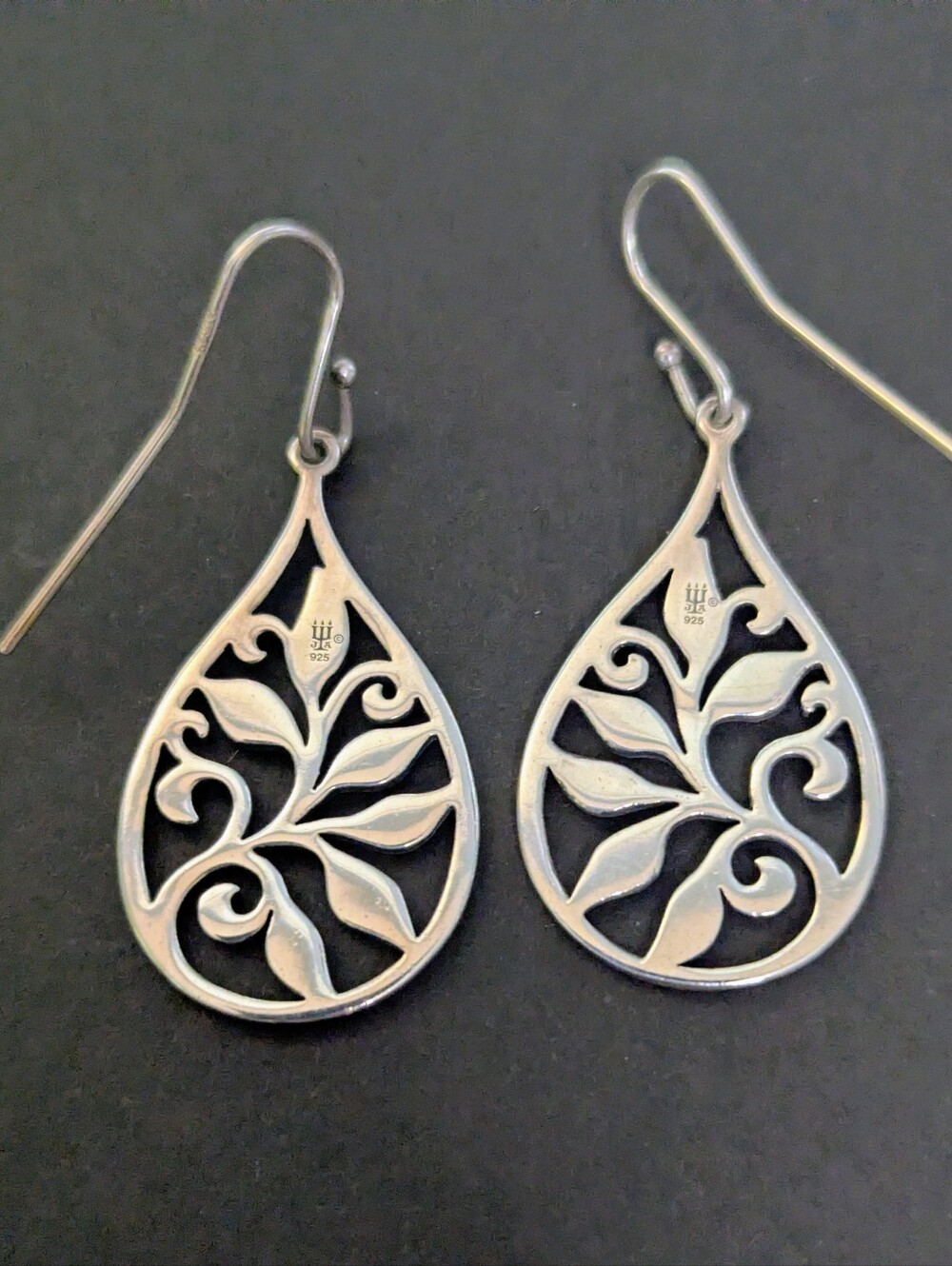 Retired James Avery Floral Teardrop Sterling Silver Earhooks - Picture 3 of 3
